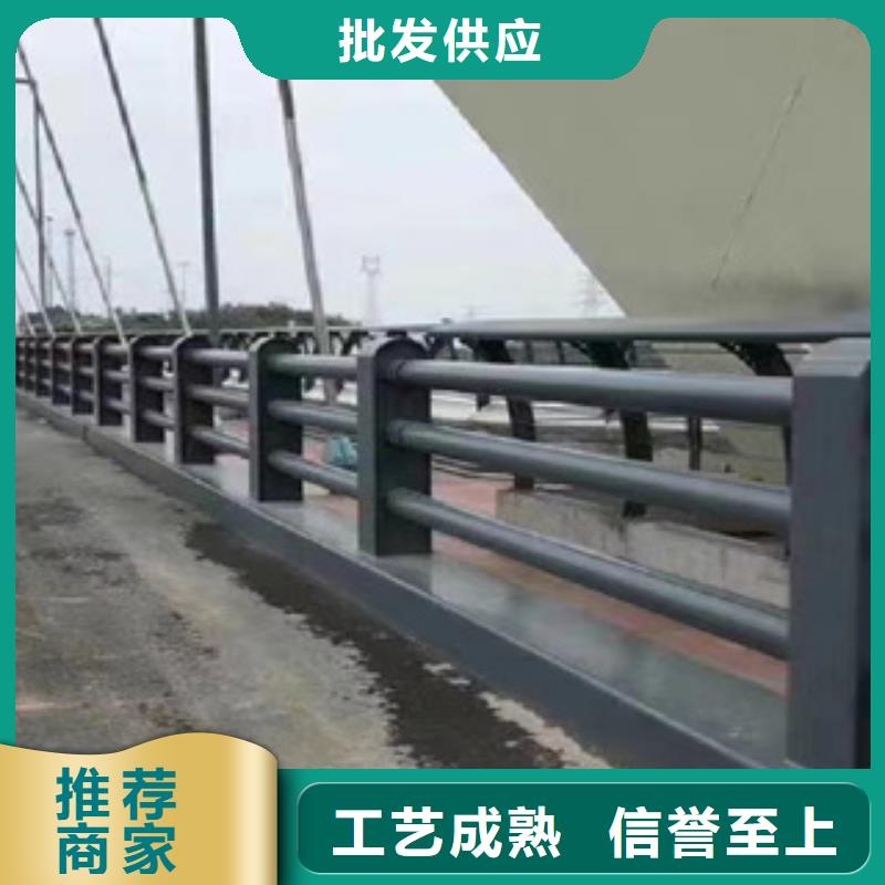 桥梁防撞栏杆不锈钢木纹转印栏杆厂家实力优品