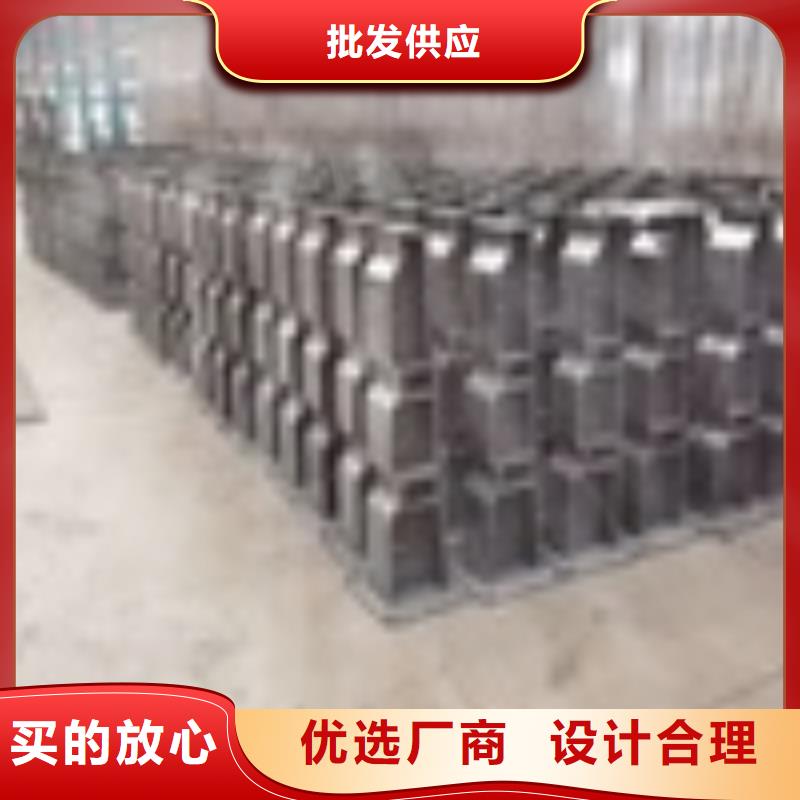 2_防撞护栏精心选材