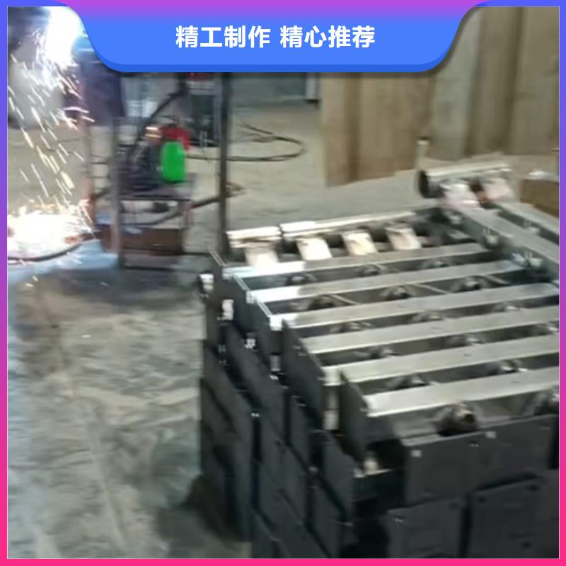 护栏立柱_不锈钢桥梁护栏常年供应