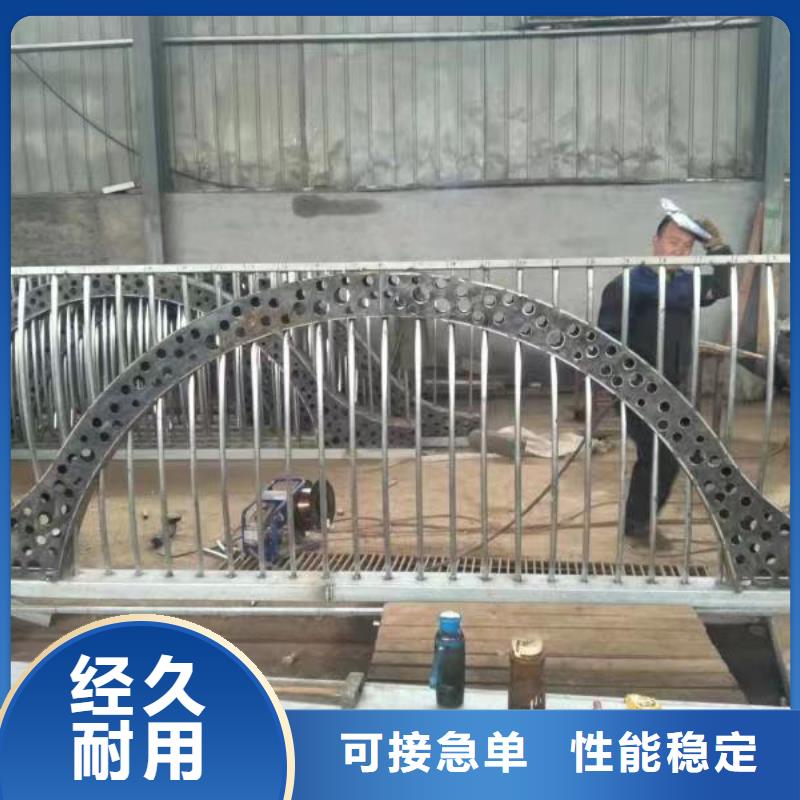 钢背木护栏公司